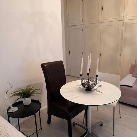 Modernes 1 Zimmerapartment Nahe Frankfurt Am Main Хойзенщам Екстериор снимка